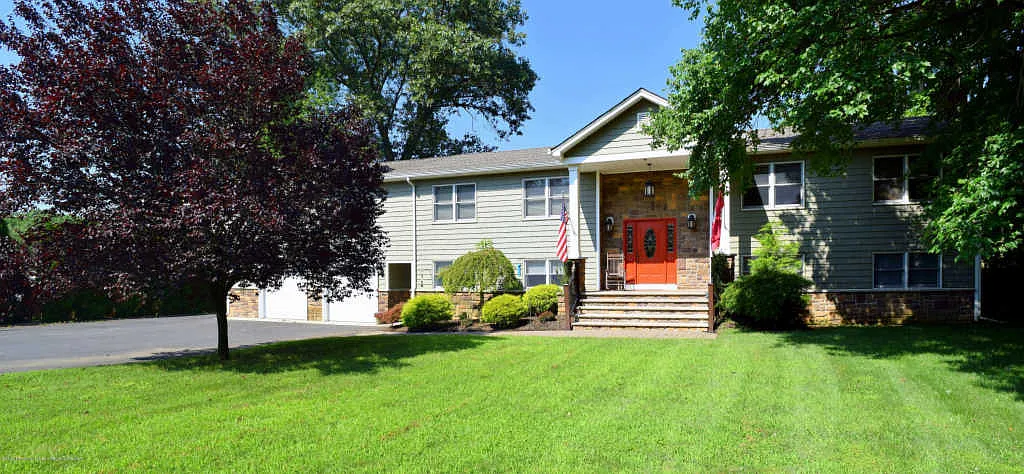 80 Oak Glen Rd photo 1