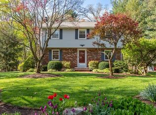 17 Horace Darling Dr, North Attleboro, MA 02760
