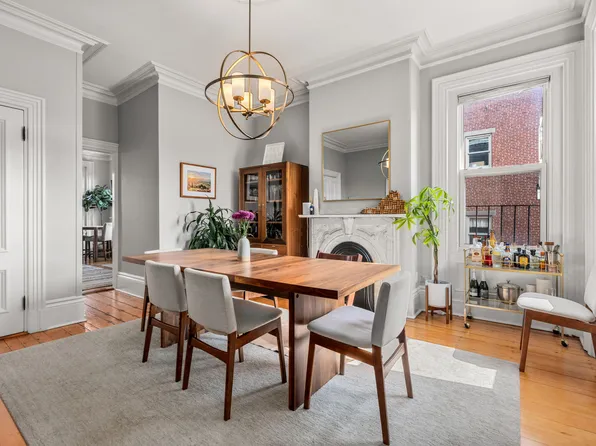 40 Chestnut St APT 2, Boston, MA 02129
