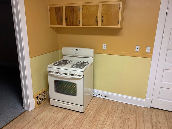 2nd image of 4014 Brooklyn Ave