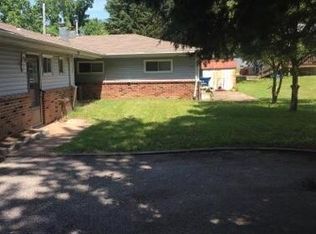 113 Grandview Dr, Saint Charles, MO 63301