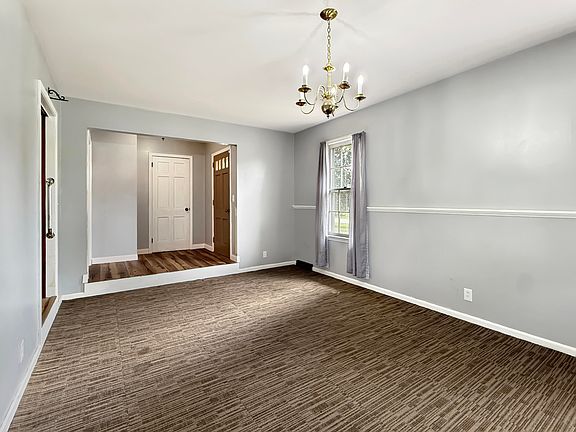 4th image of 1506 Belmont Dr