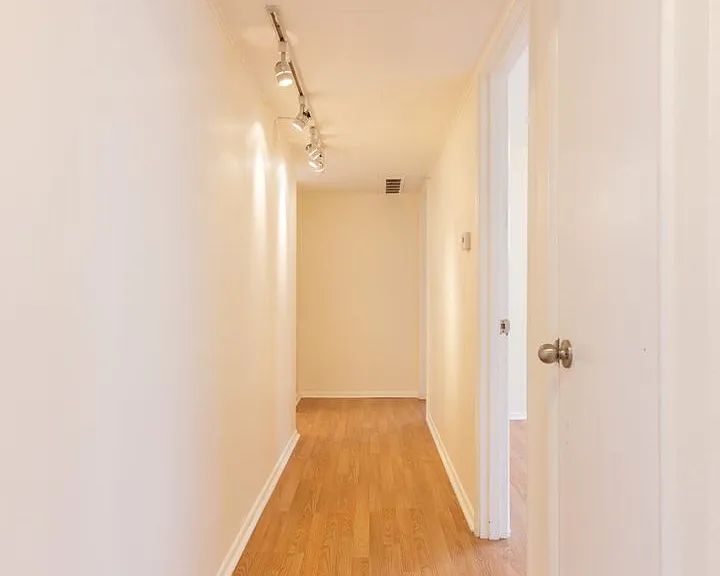 615 Main St — Photo 12