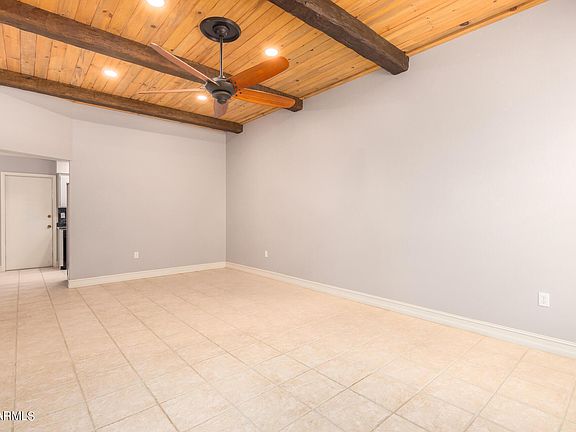 2nd image of 9951 W Hawthorn Dr