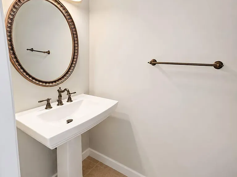 1144 Sawmill Rd #121 — Photo 12