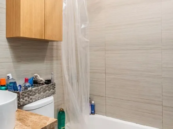 (undisclosed Address), Maspeth, NY 11378