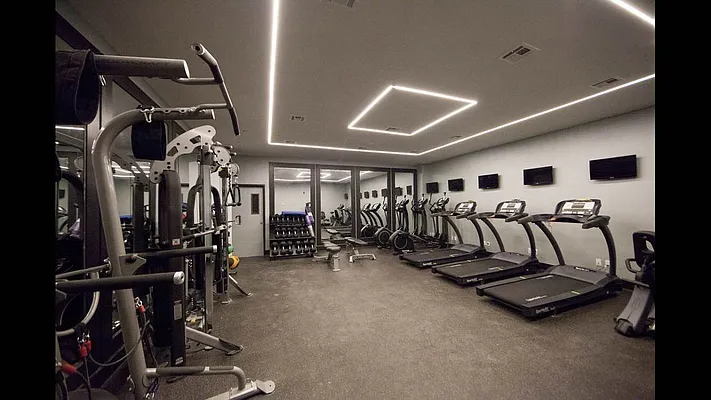 Rented by Brooklyn Group | media 16