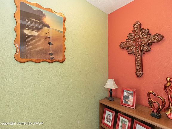 5th image of 4211 SE 13th Ave