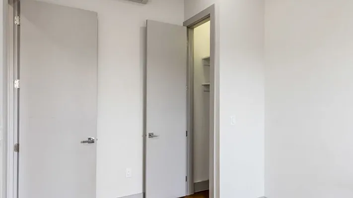 Rented by Nooklyn NYC LLC | media 43