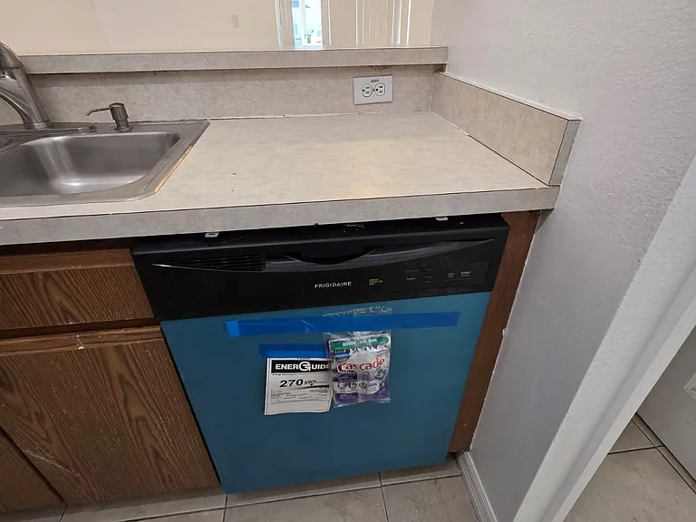 1175 Jade East Ln — Photo 26