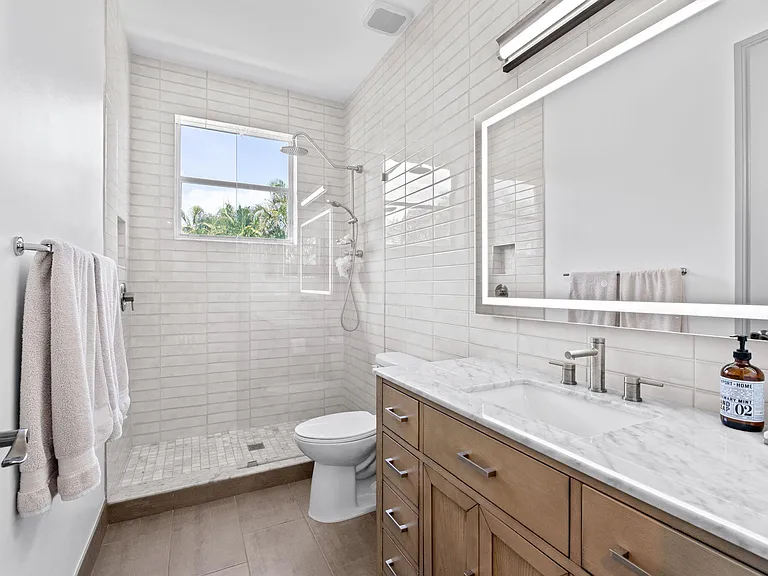 12442 Equine Ln — Photo 33