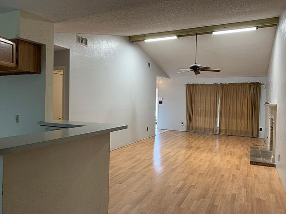 4th image of 2617 Remmington Dr