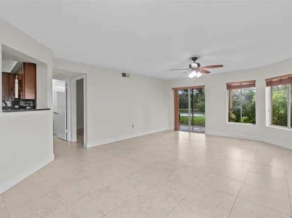 2301 NW 33rd Street #106, Oakland Park, FL 33309