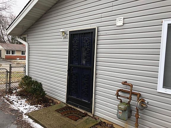 5th image of 9643 Gibralter Dr
