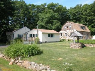 10 Greenleaf Parsons Rd, Cape Neddick, ME 03902