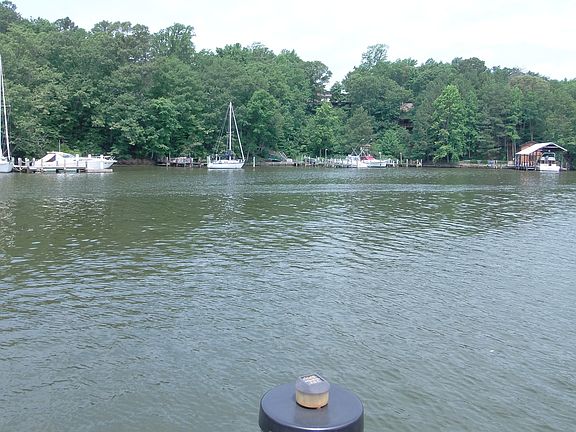 4th image of 219 Calvert Dr
