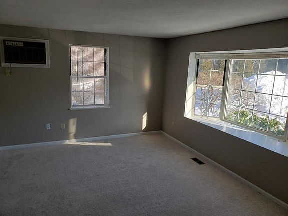 3rd image of 3 Palomino Ct #B