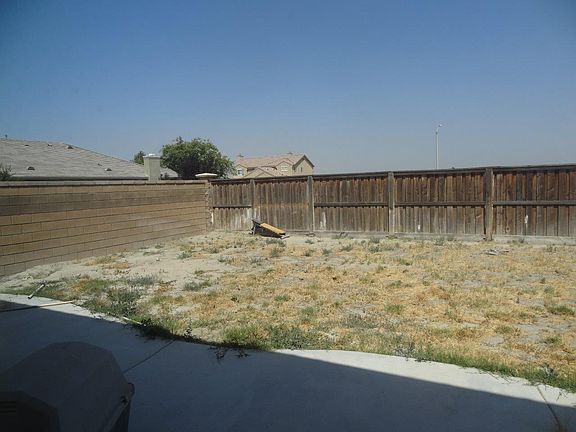 3rd image of 1752 Wheatfield Way