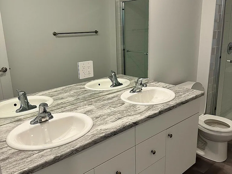 245 Dain Ave — Photo 17