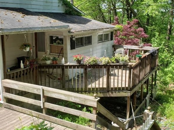326 N Old Turnpike Rd