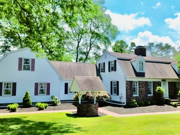 3 Sunnyfield Dr, Readington Twp., NJ 08889