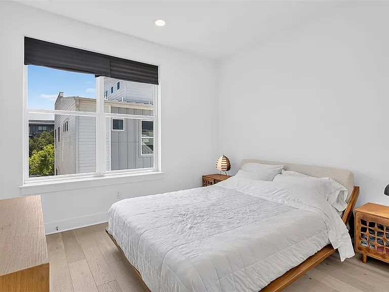 2805 McCurdy St #14 — Photo 18