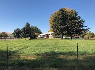 30910 S Gerards Rd, Kennewick, WA 99337