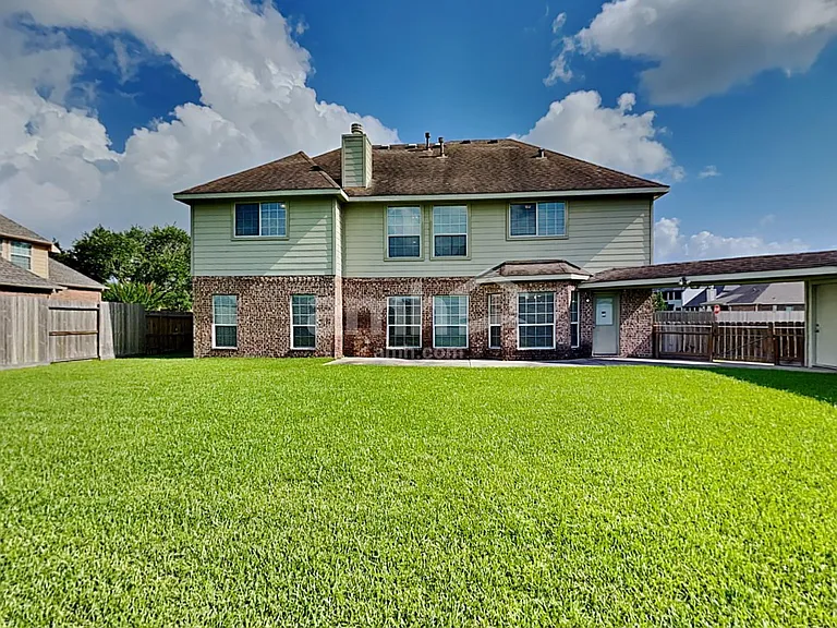 501 Falcon Lake Dr — Photo 29