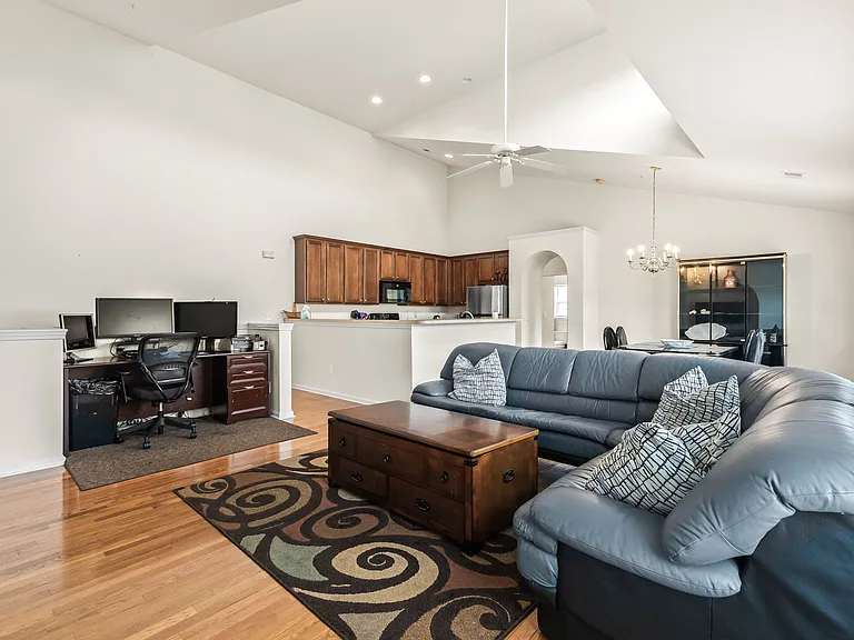 400 Black Smith Ln #A — Photo 11
