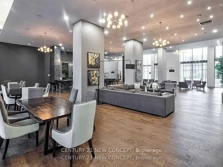 400 Adelaide St E #212 — Photo 3