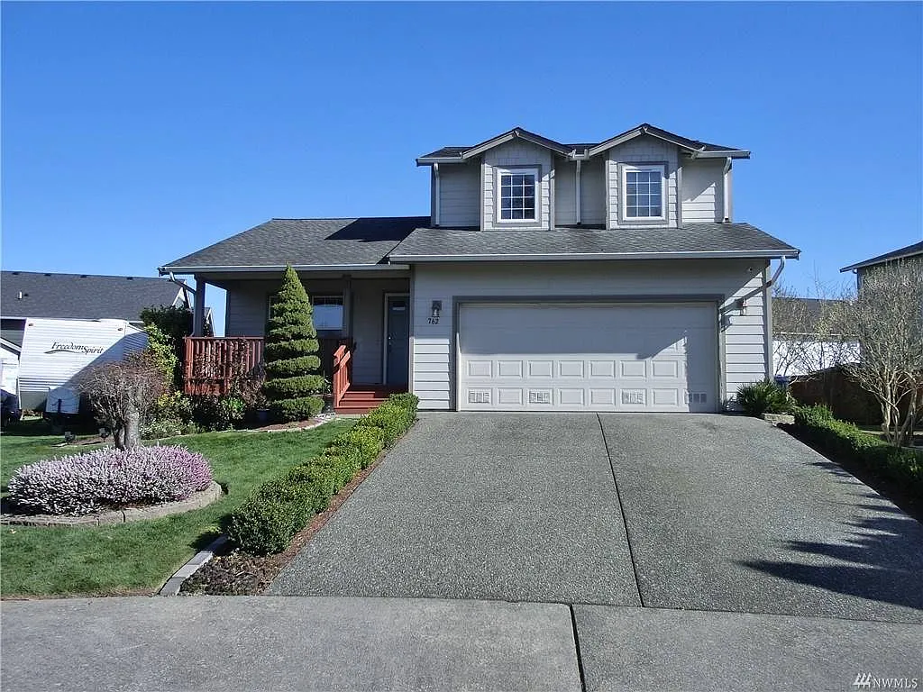 762 Reanna Pl photo 1