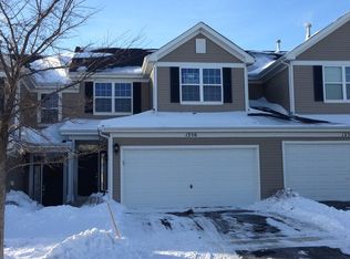 1256 Remington Dr, Volo, IL 60020