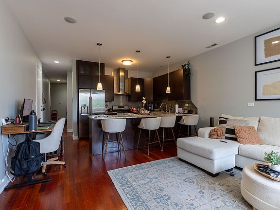 4th image of 614 N Ogden St #1