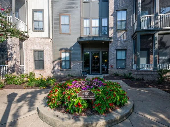 680 Harbor Bend Dr #209, Memphis, TN 38103
