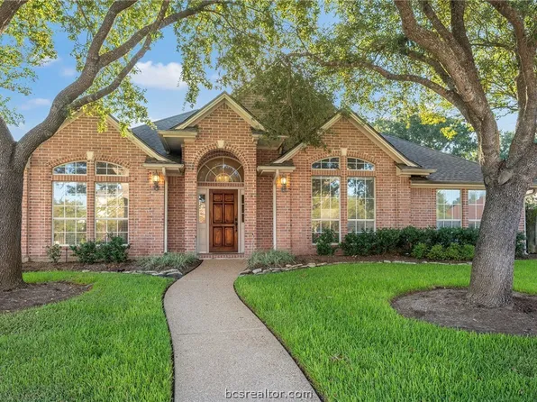 5110 Saint Andrews Dr, College Station, TX 77845