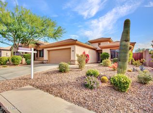 40911 N Prestancia Dr, Phoenix, AZ 85086