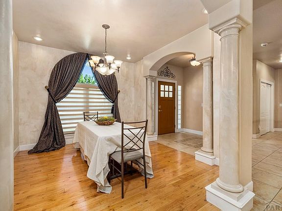 5th image of 4211 Saint Andrews Dr
