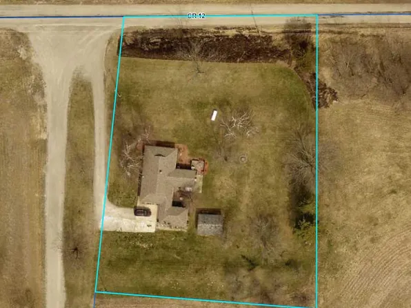 1066 County Road 12, Corunna, IN 46730