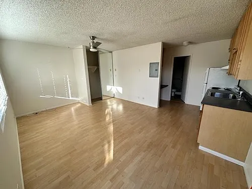 244 2nd St #E Photo 1 244 2nd St #E Photo 1