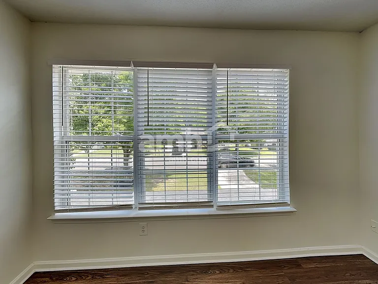 1020 Ridgefield Cir — Photo 18