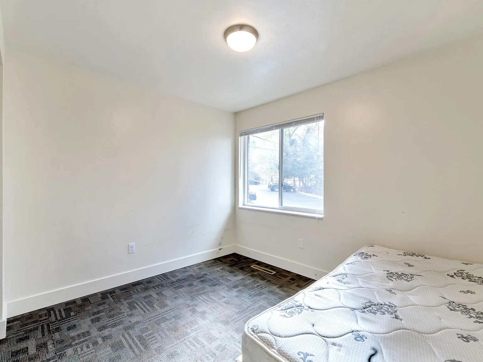 3 bed, $595 — Photo 3