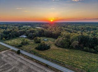 9062 Dry Creek Rd, Mount Pleasant, TN 38474