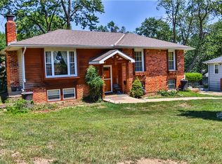 2904 E 107th Ter, Kansas City, MO 64137