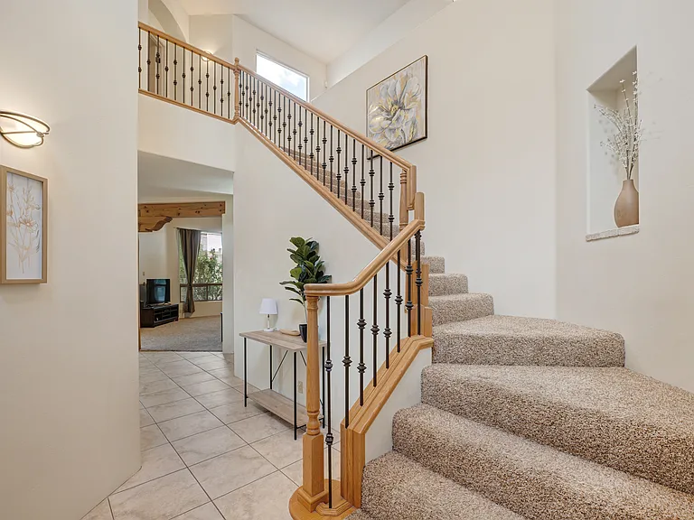 8860 Desert Fox Way NE — Photo 18