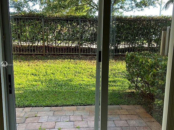 5th image of 12446 Emerald Creek Ct #12446