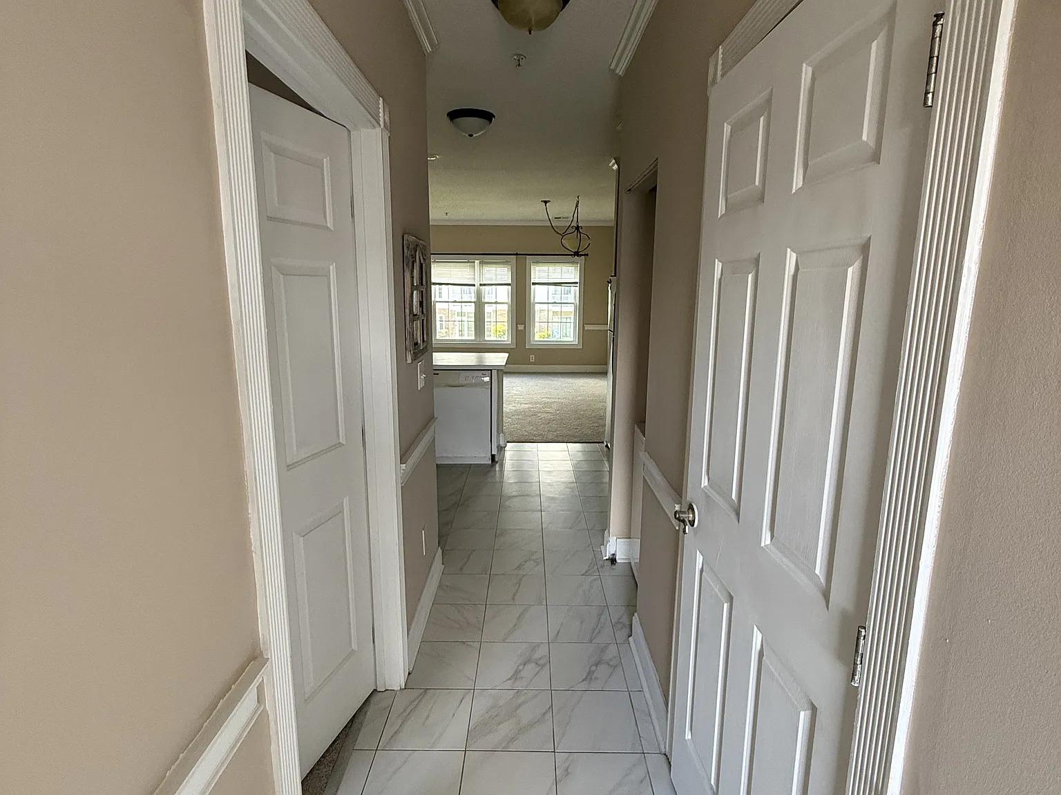 1 bed, 1.5 bath, 900 sqft, $1,400 — Photo 4