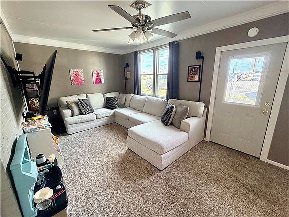 4th image of 1400 Pearman Dairy Rd