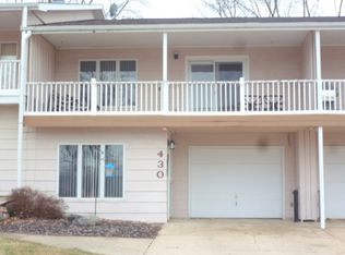 430 6th Ave S, Windom, MN 56101