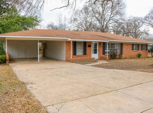 3026 Brentwood Dr, Tyler, TX 75701