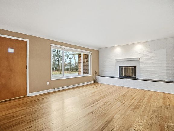 5th image of 11605 Woodwind Dr